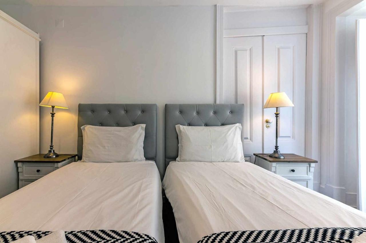 Bairro Alto Palace Special For Groups Up To 24 Guests Lisbon Luaran gambar