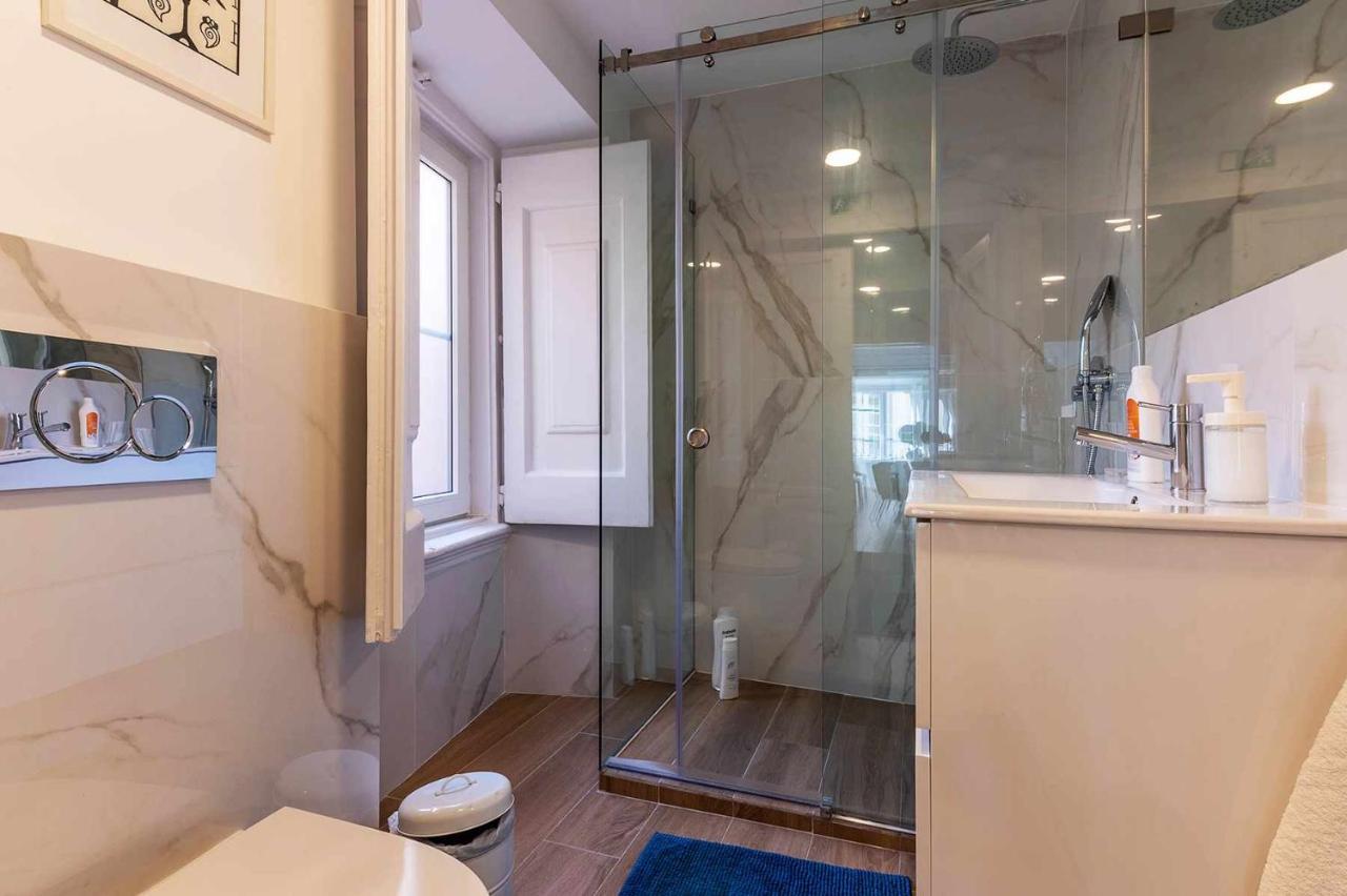 Bairro Alto Palace Special For Groups Up To 24 Guests Lisbon Luaran gambar